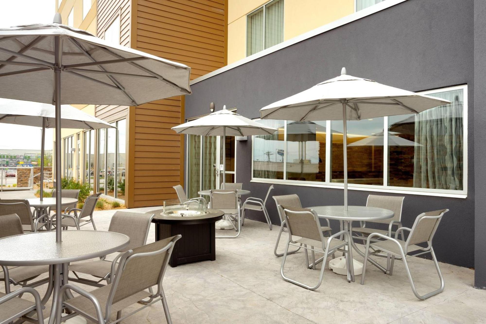 Fairfield Inn & Suites By Marriott Springfield North Exteriér fotografie
